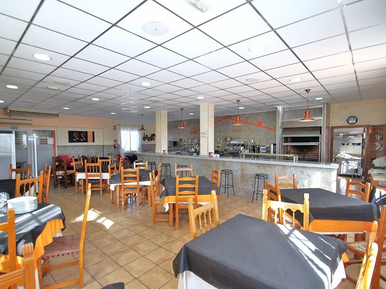 Commercial for Sale in Torrevieja, Alicante 4