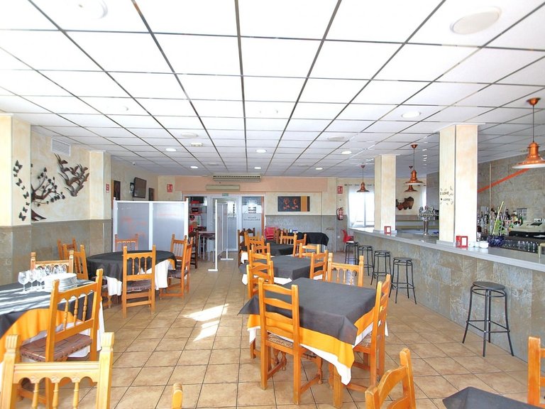 Commercial for Sale in Torrevieja, Alicante 5