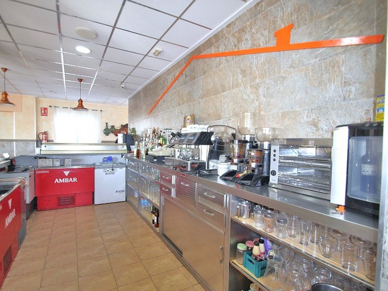Commercial for Sale in Torrevieja, Alicante 8