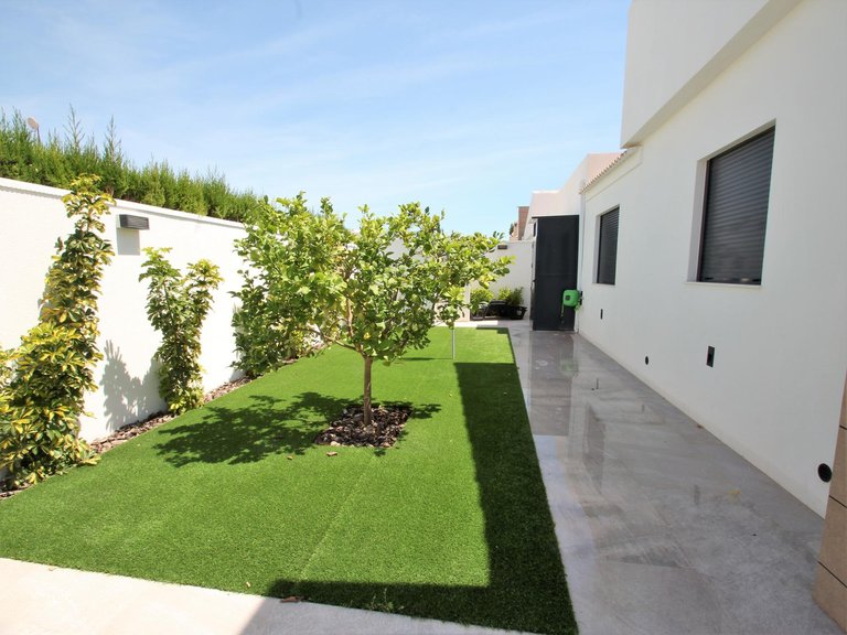 Villa for Weekly Rent in Torrevieja, Alicante 20