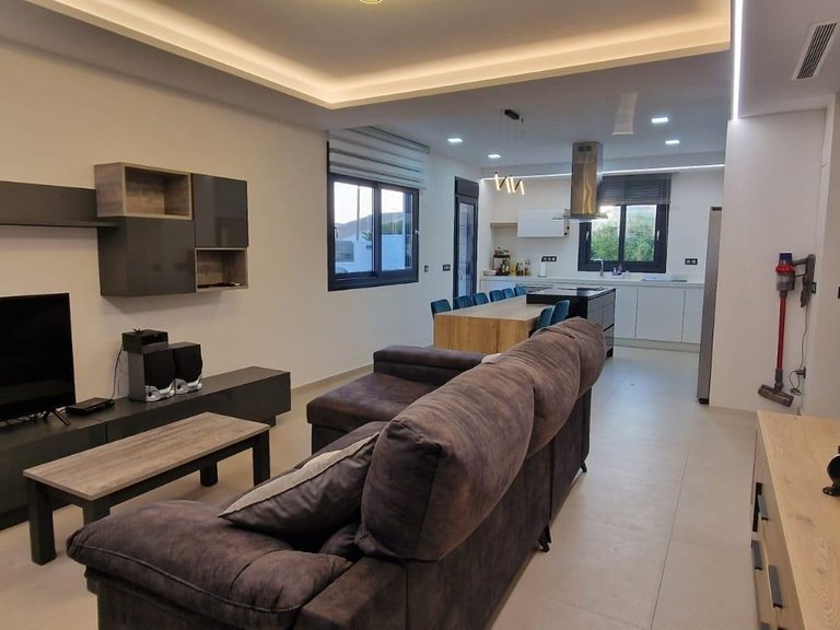 Villa for Weekly Rent in Torrevieja, Alicante 3