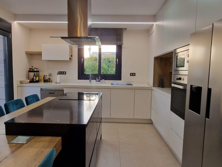 Villa for Weekly Rent in Torrevieja, Alicante 4