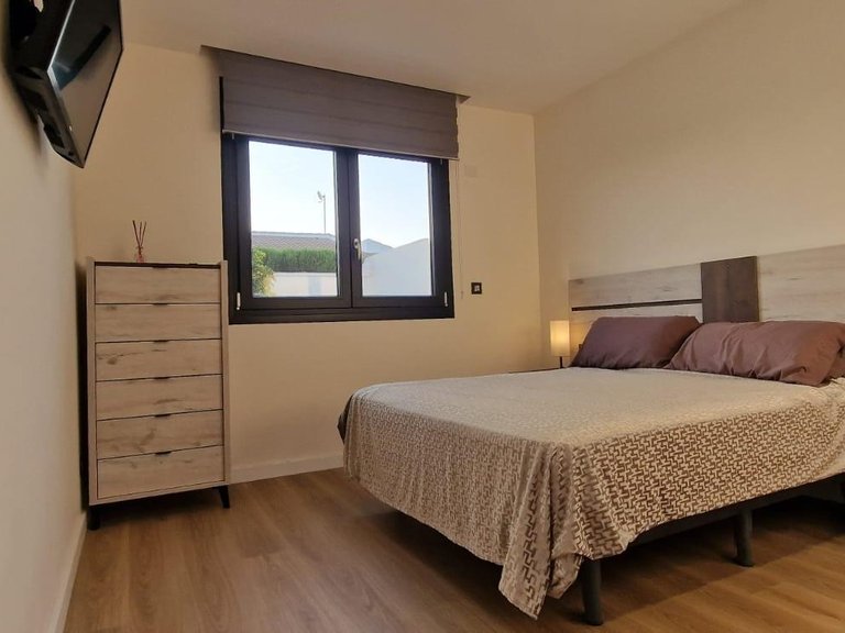 Villa for Weekly Rent in Torrevieja, Alicante 8