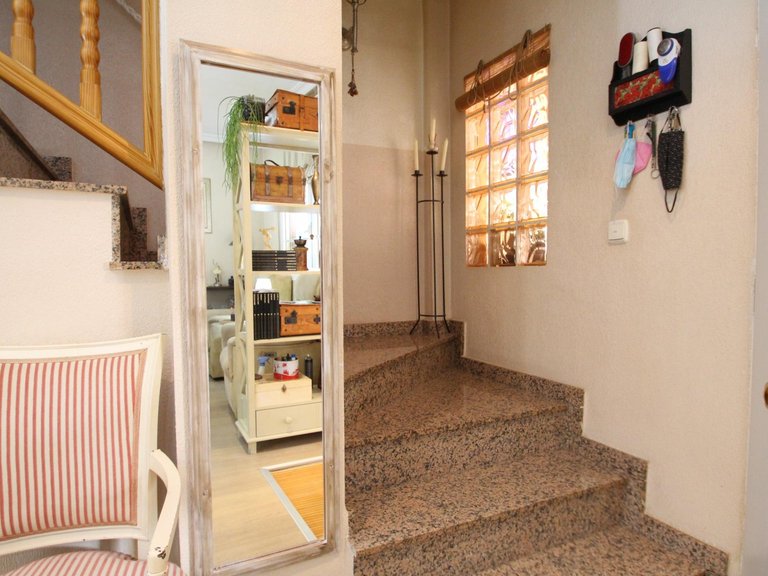 Villa for Sale in Los Montesinos, Alicante 11