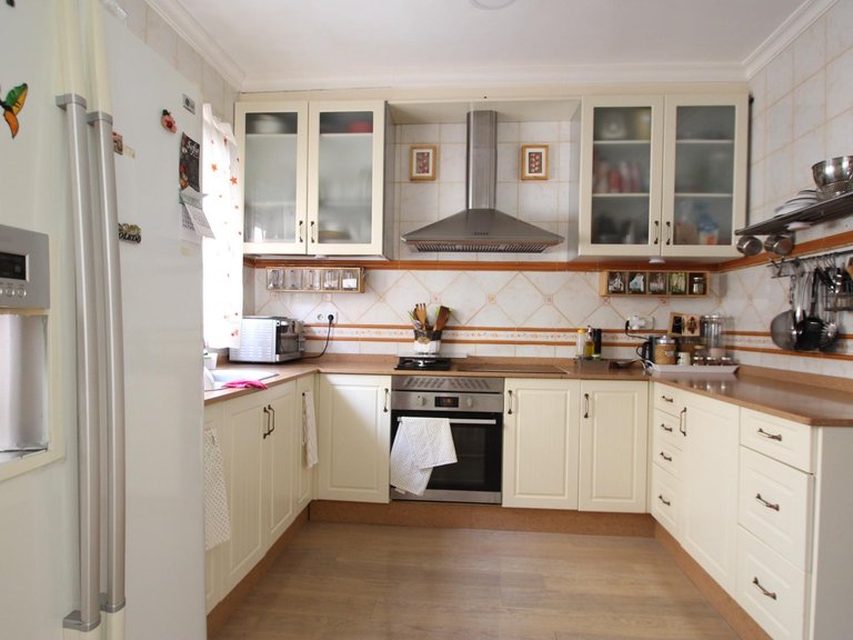 Villa for Sale in Los Montesinos, Alicante 9