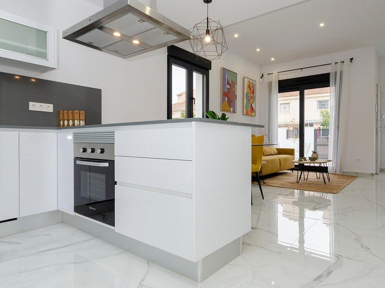 Villa for Sale in Torrevieja, Alicante 14