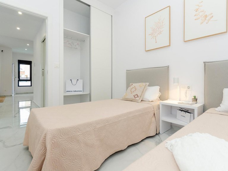 Villa for Sale in Torrevieja, Alicante 17