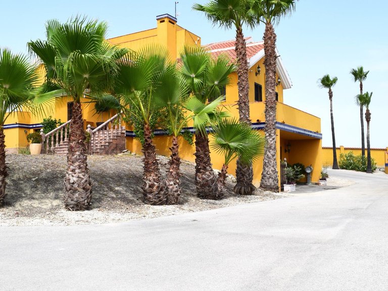 Country House for Sale in San Miguel De Salinas, Alicante 4