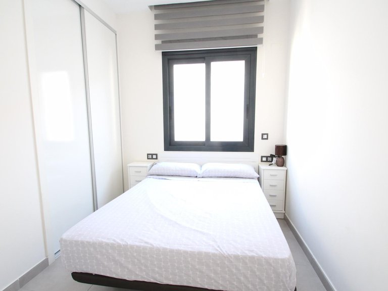 Villa for Weekly Rent in Torrevieja, Alicante 14