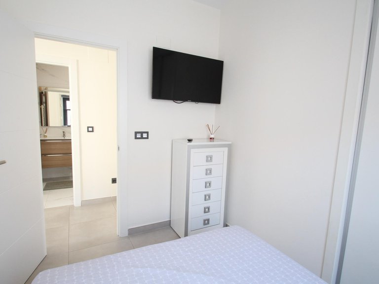 Villa for Weekly Rent in Torrevieja, Alicante 15