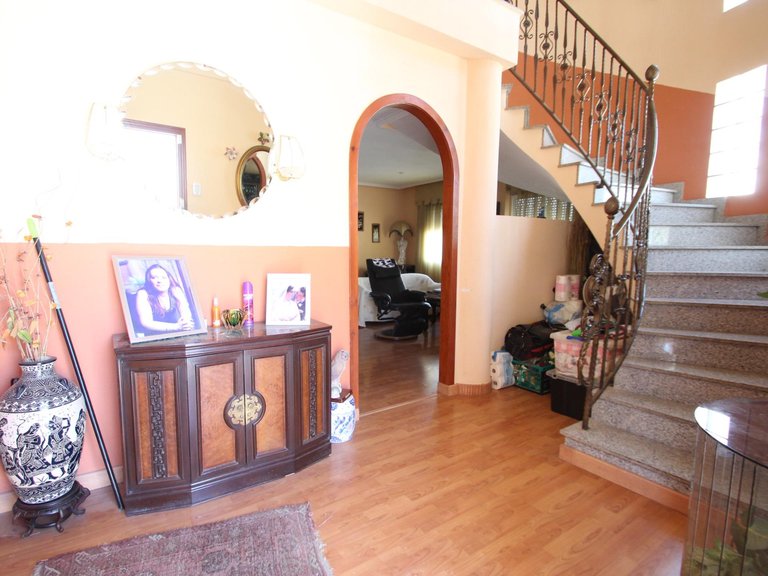 Villa for Sale in Torrevieja, Alicante 9