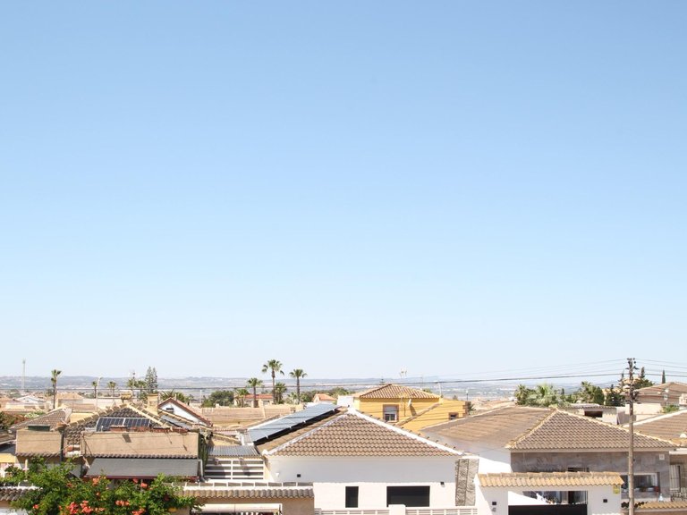 Villa for Sale in Torrevieja, Alicante 28