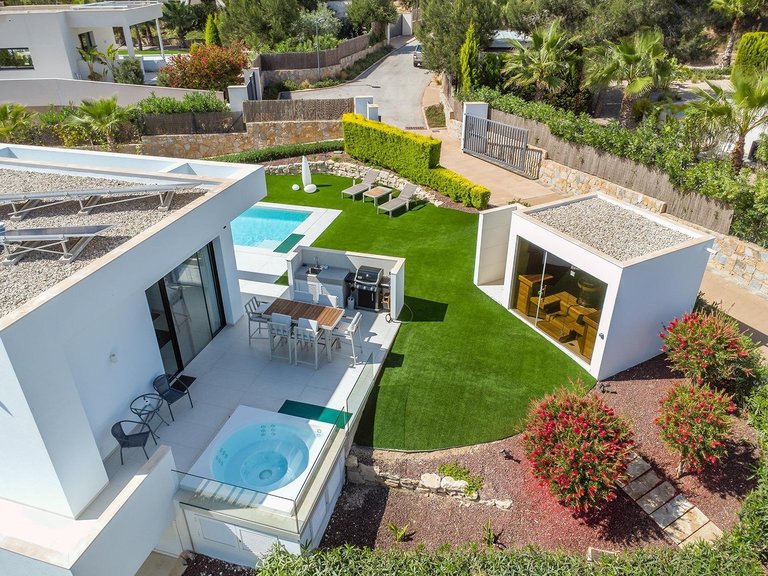 Villa for Sale in Orihuela, Alicante 2