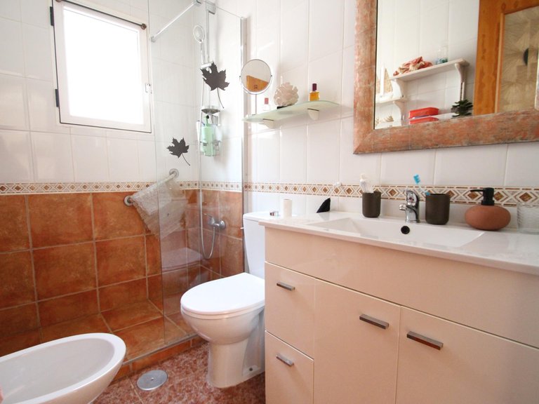 Villa for Sale in Torrevieja, Alicante 13