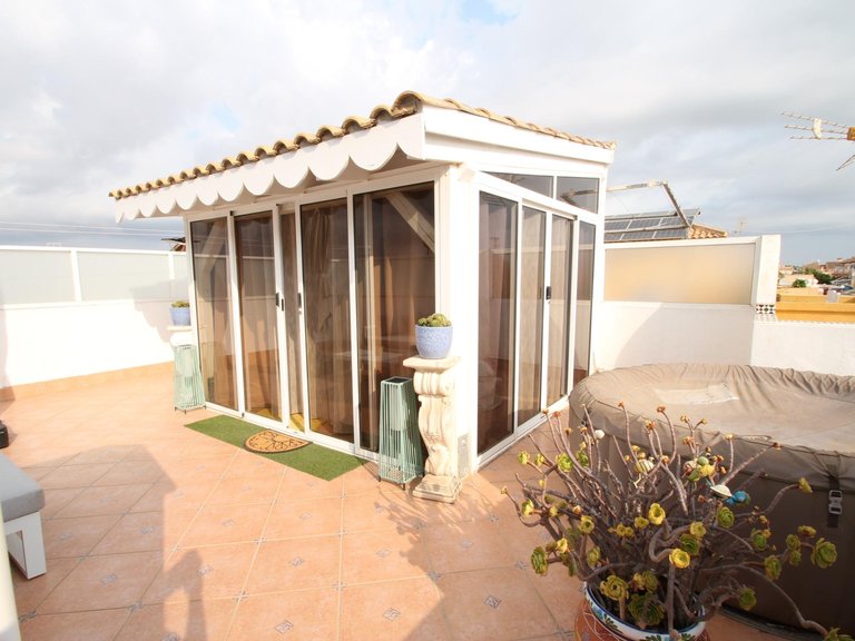 Villa for Sale in Torrevieja, Alicante 20
