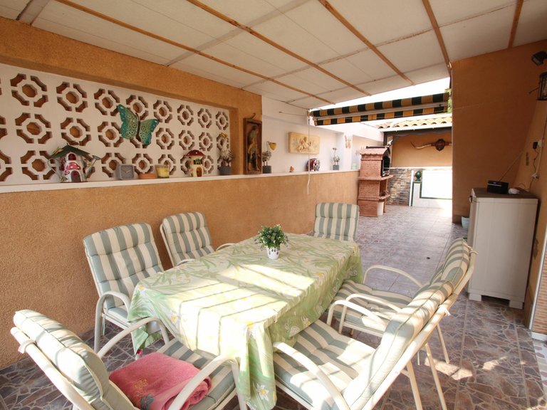 Villa for Sale in Torrevieja, Alicante 27