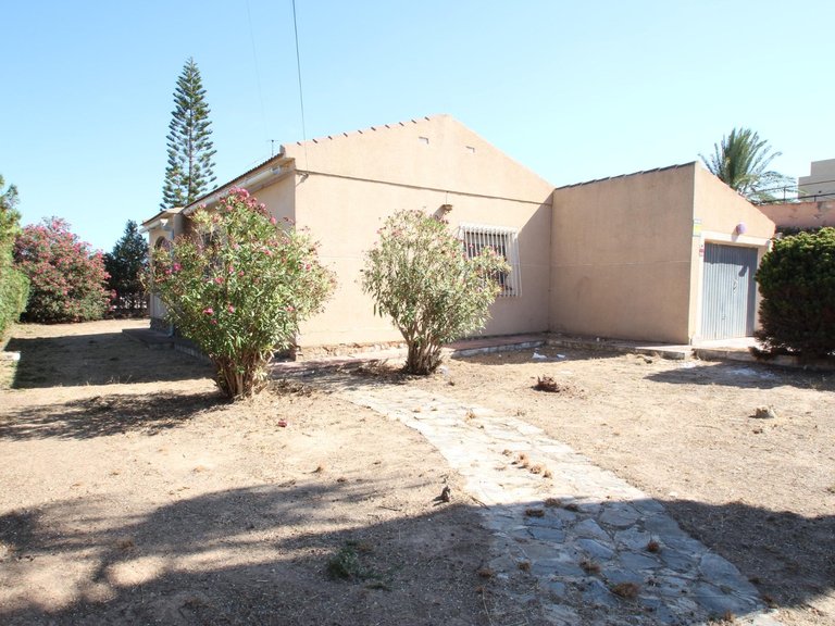 Villa for Sale in Torrevieja, Alicante 25