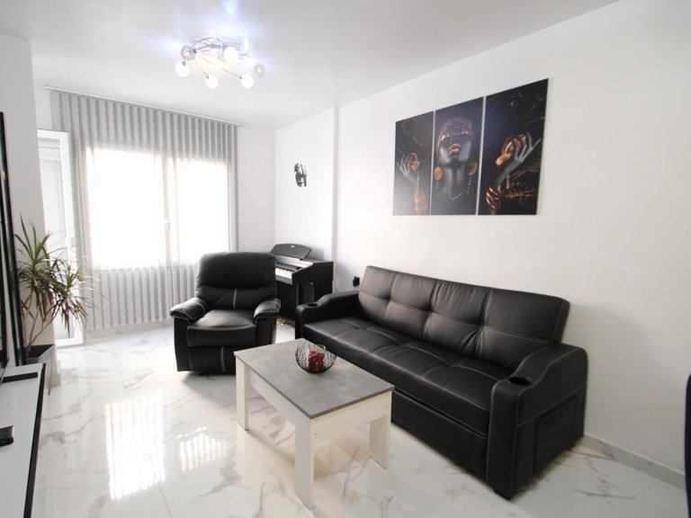 Apartment for Sale in Torrevieja, Alicante 1