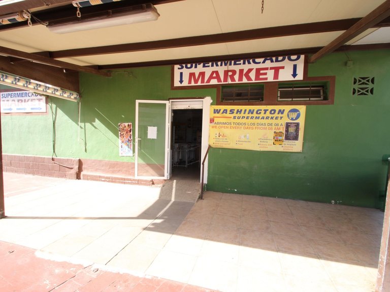 Commercial for Sale in Torrevieja, Alicante 3
