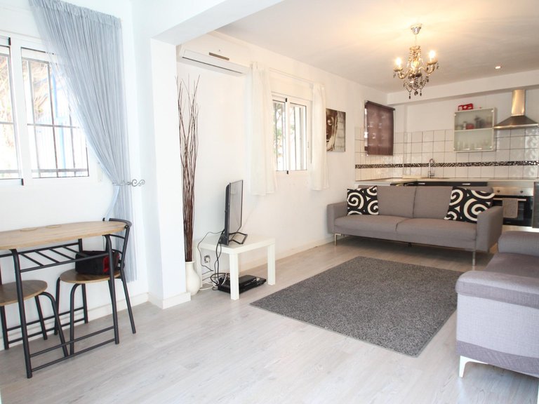 Villa for Sale in Torrevieja, Alicante 4