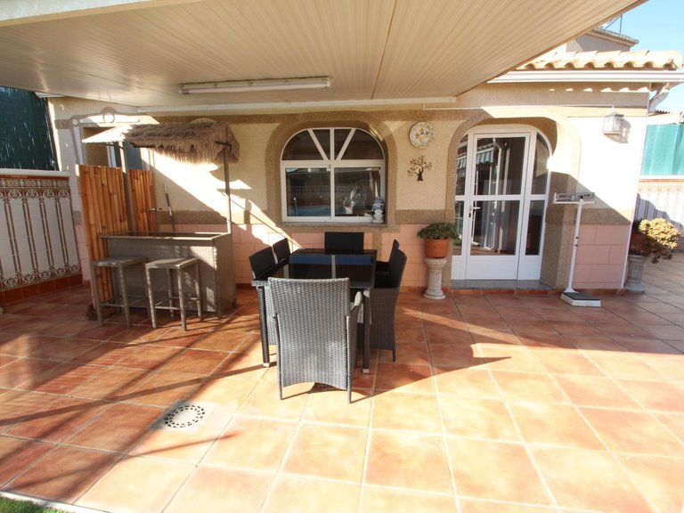 Villa for Sale in Torrevieja, Alicante 2