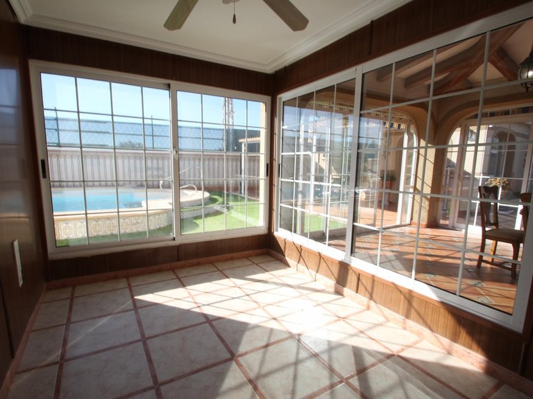 Villa for Sale in Torrevieja, Alicante 24