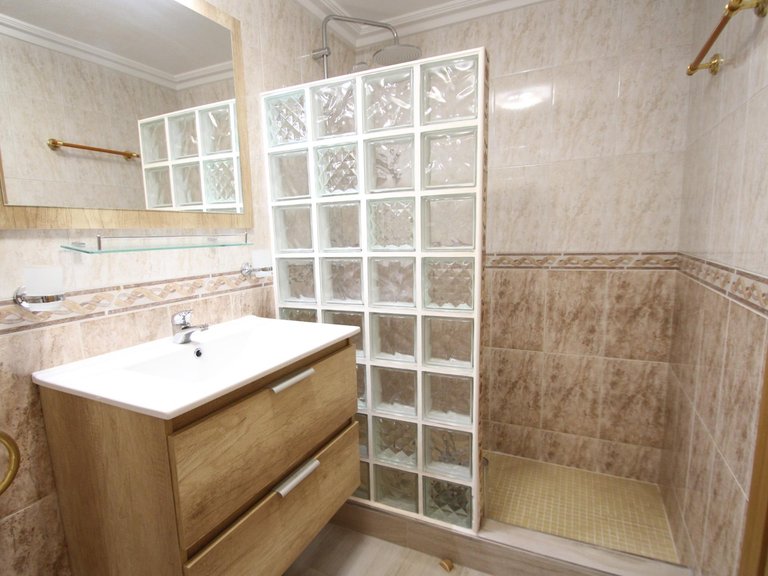 Villa for Sale in Torrevieja, Alicante 34