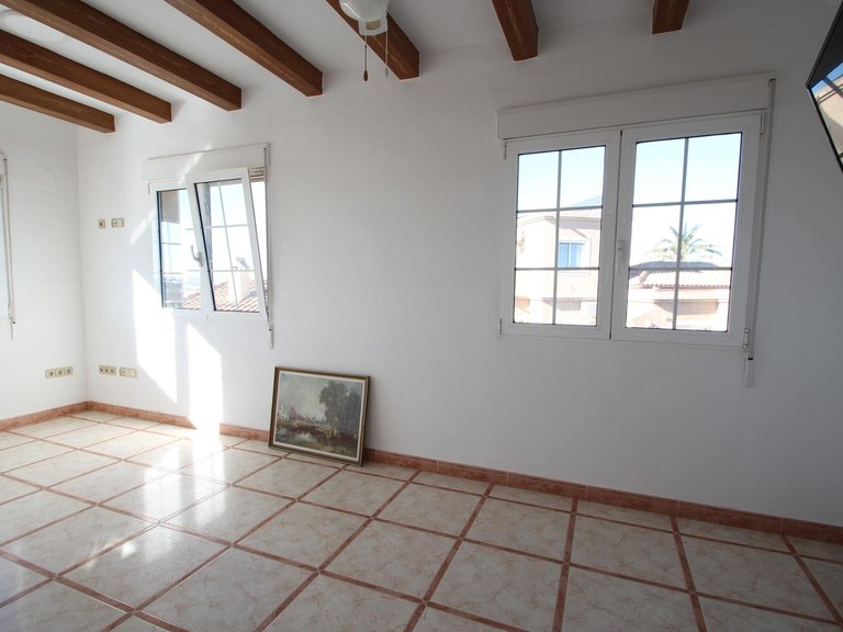 Villa for Sale in Torrevieja, Alicante 42