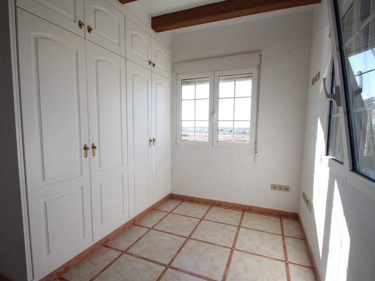 Villa for Sale in Torrevieja, Alicante 44