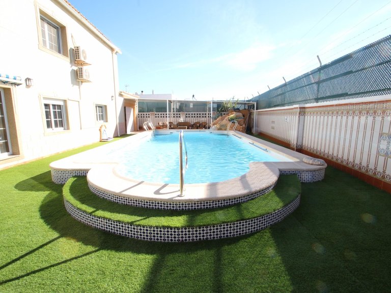Villa for Sale in Torrevieja, Alicante 5