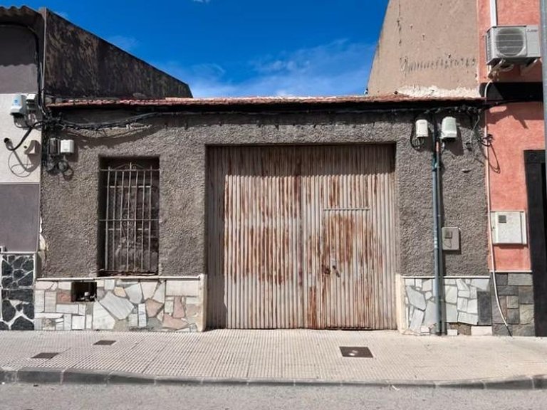 Commercial for Sale in Dolores, Alicante 1