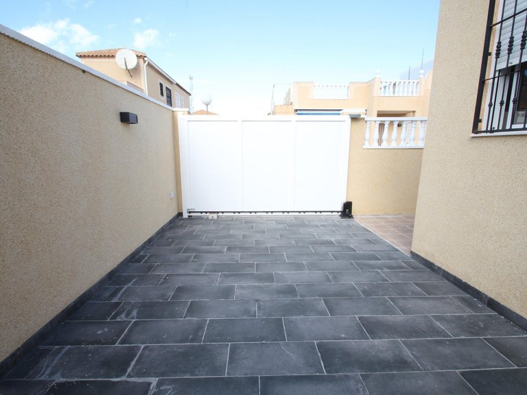 Town House for Sale in Torrevieja, Alicante 5