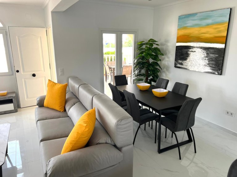 Villa for Sale in Torrevieja, Alicante 10