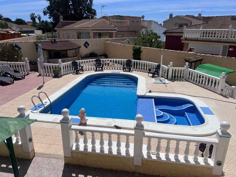 Villa for Sale in Torrevieja, Alicante 34