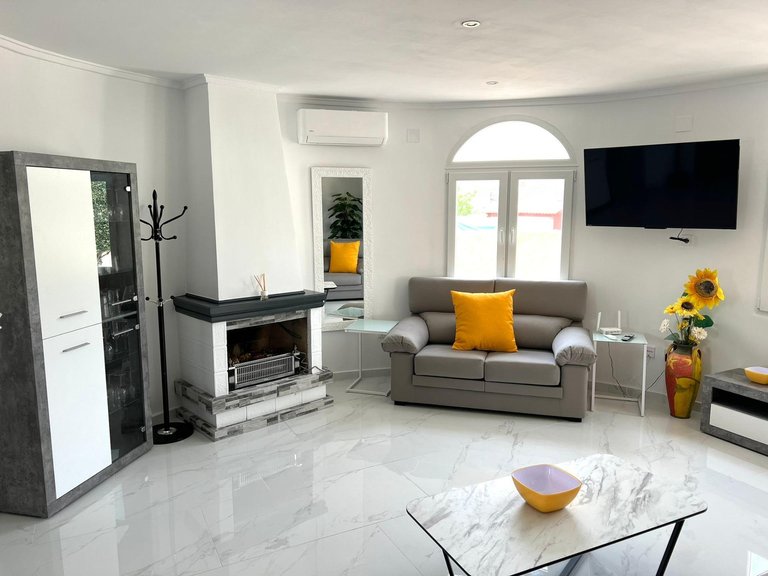 Villa for Sale in Torrevieja, Alicante 7