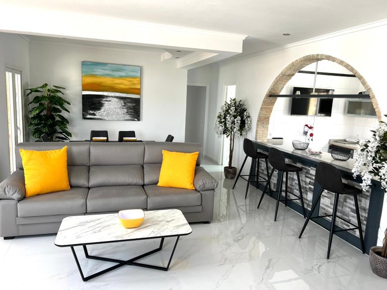 Villa for Sale in Torrevieja, Alicante 9