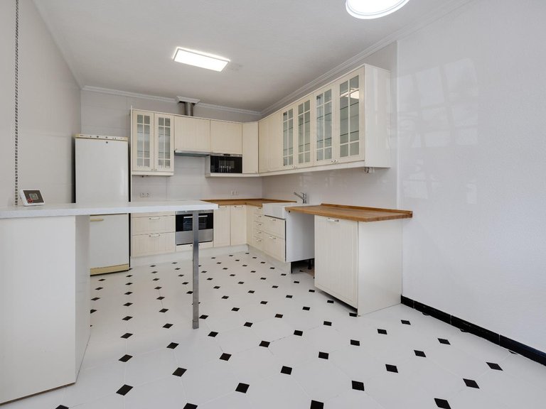 Villa for Sale in Torrevieja, Alicante 17