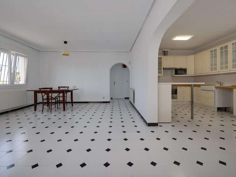 Villa for Sale in Torrevieja, Alicante 20