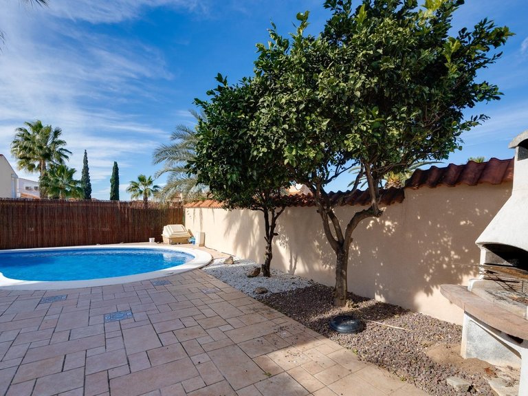 Villa for Sale in Torrevieja, Alicante 3