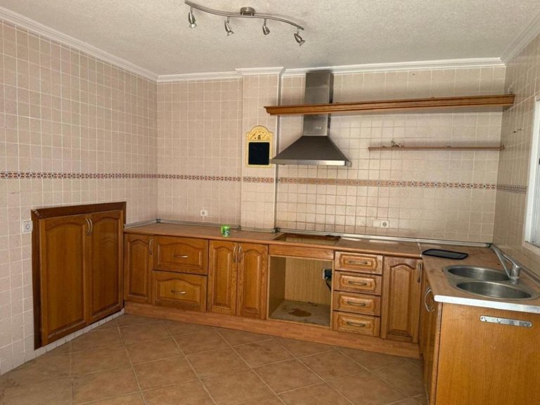 Villa for Sale in Dolores, Alicante 3