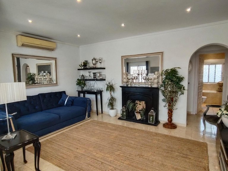 Villa for Sale in Torrevieja, Alicante 11