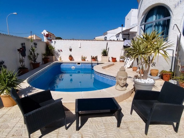 Villa for Sale in Torrevieja, Alicante 2