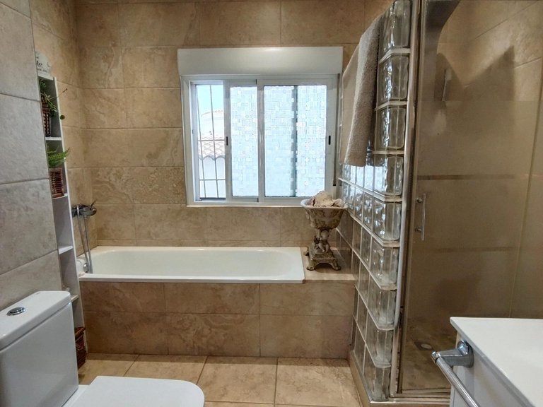 Villa for Sale in Torrevieja, Alicante 20