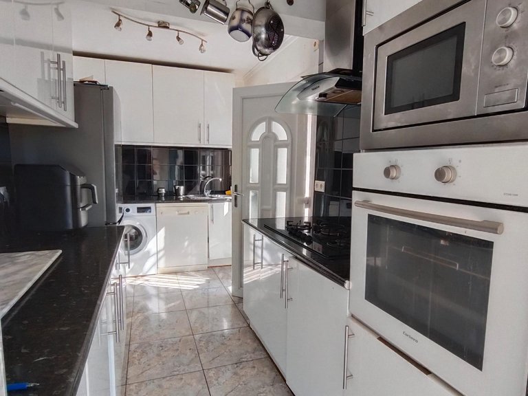Villa for Sale in Torrevieja, Alicante 4