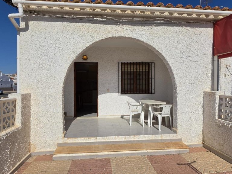 Villa for Sale in Torrevieja, Alicante 1