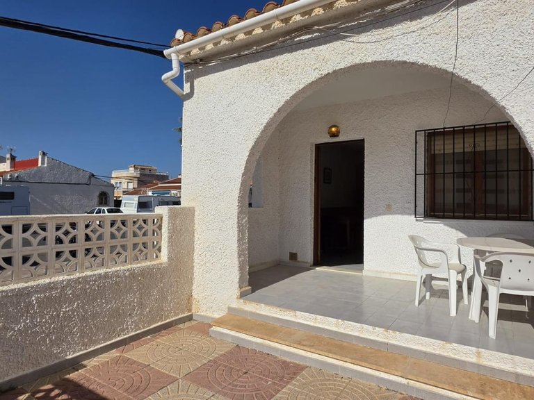 Villa for Sale in Torrevieja, Alicante 2