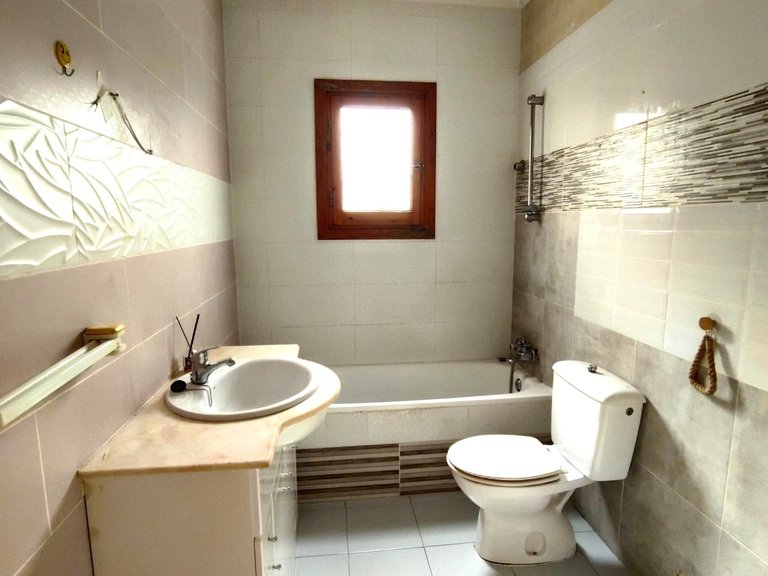 Villa for Sale in Torrevieja, Alicante 12