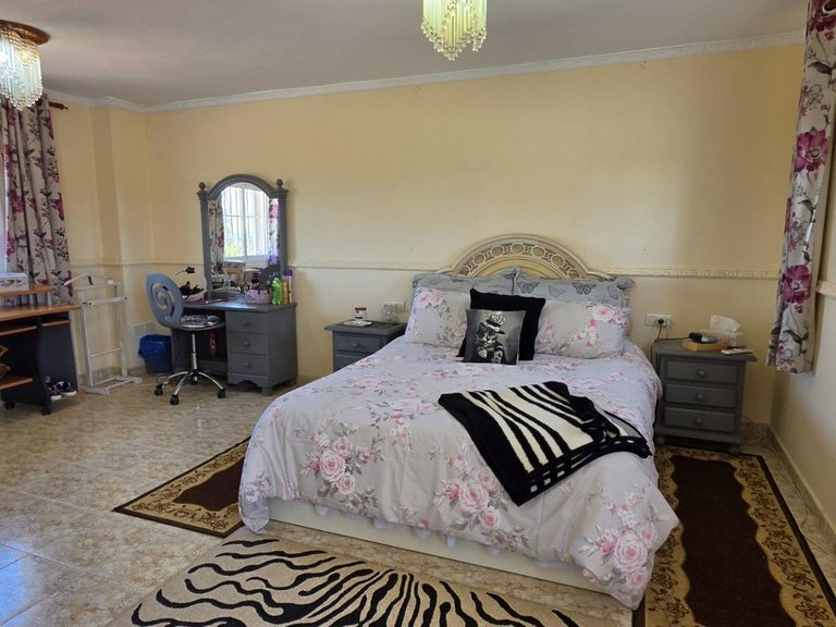Villa for Sale in Torrevieja, Alicante 20