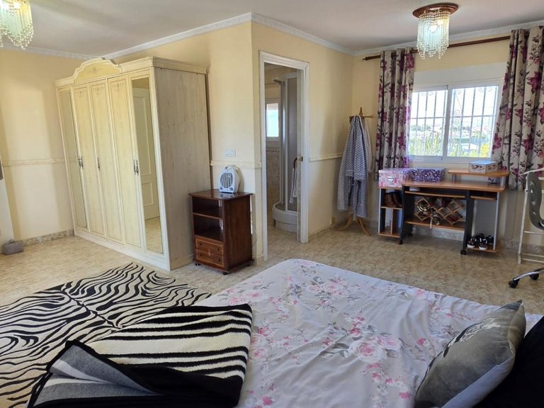 Villa for Sale in Torrevieja, Alicante 22