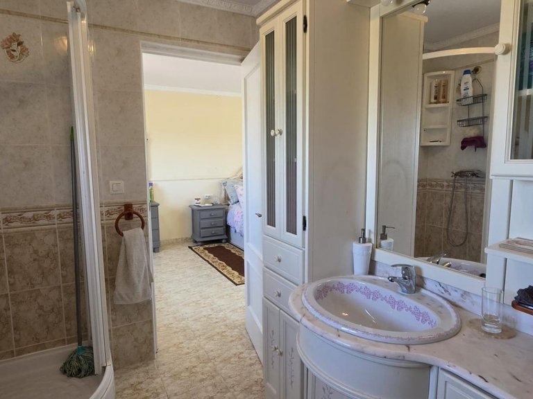 Villa for Sale in Torrevieja, Alicante 23